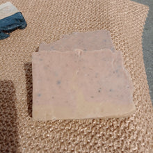 Load image into Gallery viewer, Lula - calming and soothing